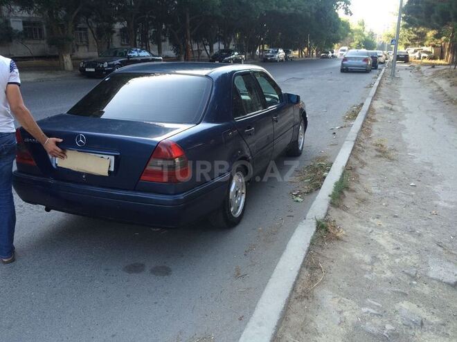 Mercedes C 180 1994, 398,570 km - 1.8 l - Bakı