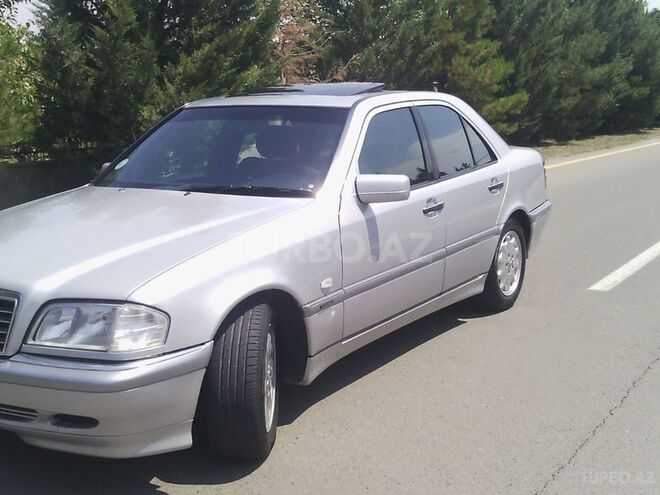 Mercedes C 180 2000, 190,000 km - 1.8 l - Bakı