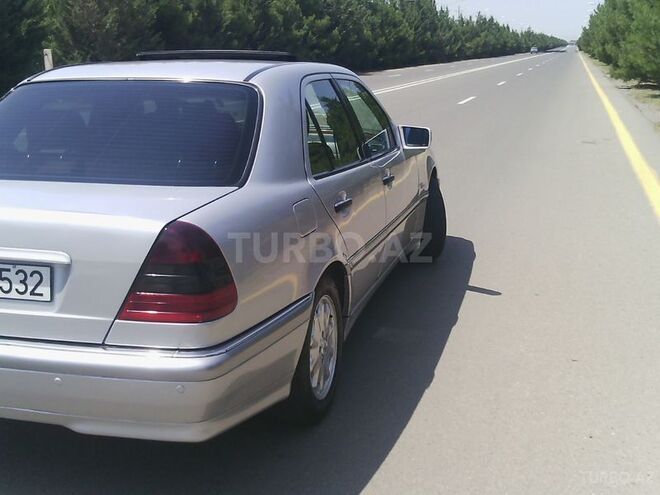 Mercedes C 180 2000, 190,000 km - 1.8 l - Bakı