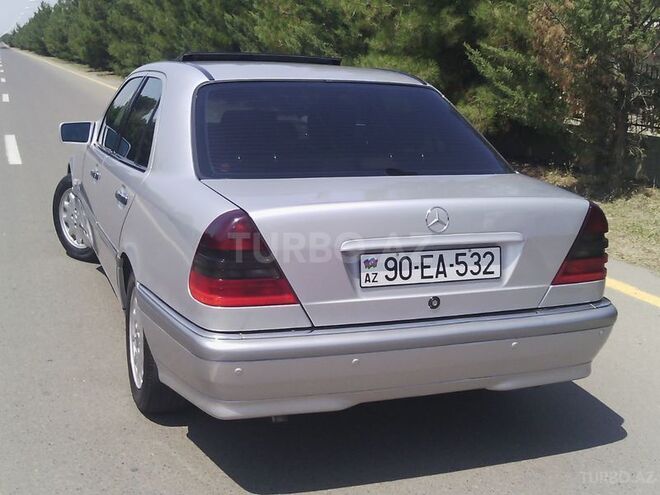 Mercedes C 180 2000, 190,000 km - 1.8 l - Bakı