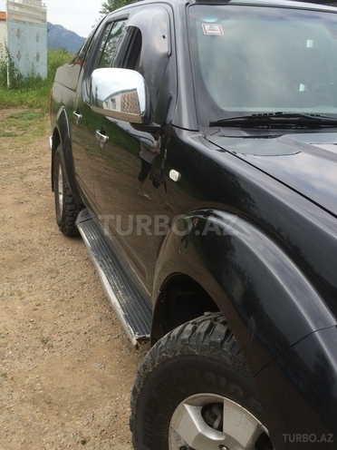 Nissan Navara 2009, 198,000 km - 0.3 l - Gədəbəy