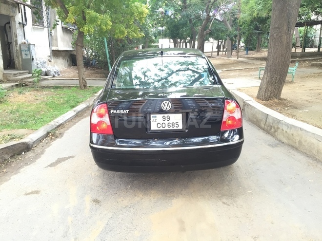 Volkswagen Passat 2003, 157,700 km - 1.8 l - Bakı