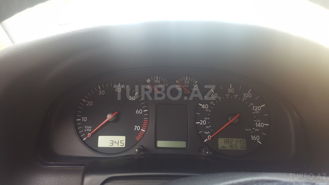 Volkswagen Passat 1999, 182,145 km - 1.8 l - Bakı