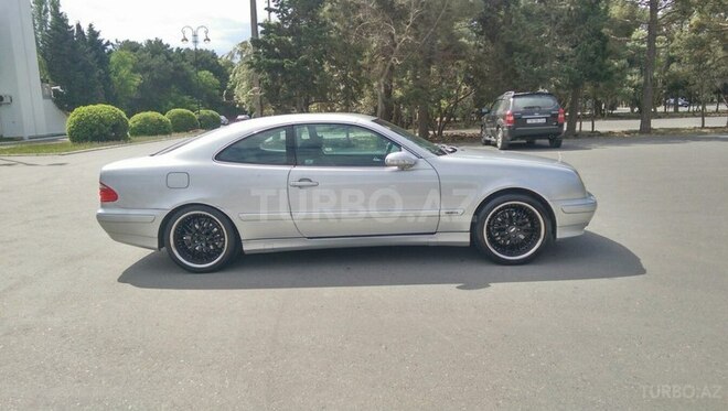 Mercedes  2016, 219,000 km - 5.0 l - Sumqayıt