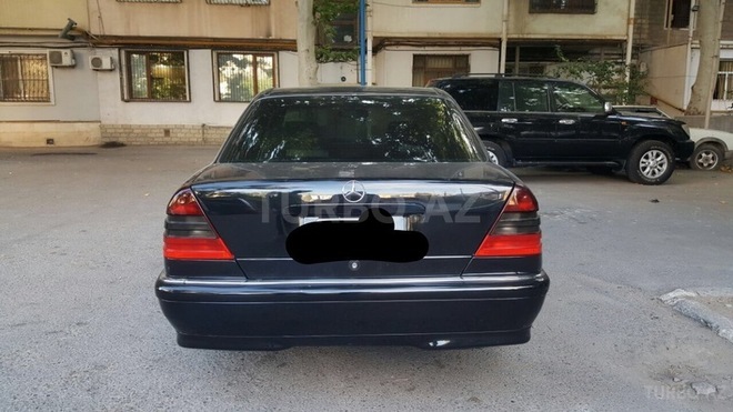 Mercedes C 230 1999, 188,000 km - 2.3 l - Bakı