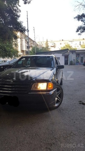 Mercedes C 230 1999, 188,000 km - 2.3 l - Bakı