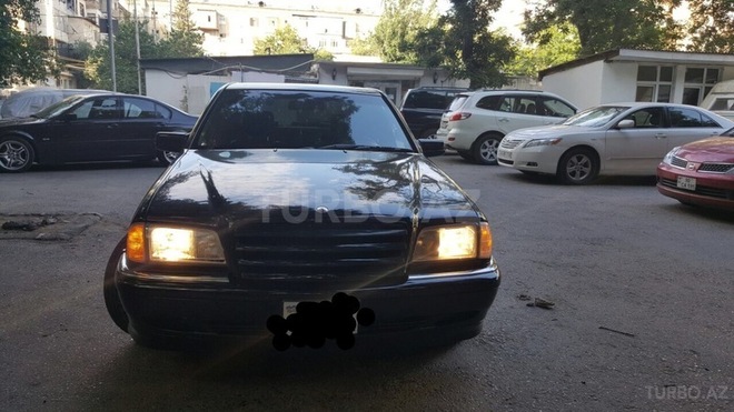 Mercedes C 230 1999, 188,000 km - 2.3 l - Bakı