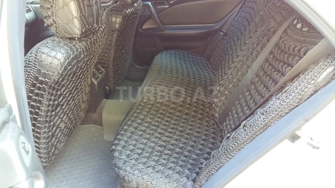 Mercedes E 240 1998, 270,000 km - 2.4 l - Sumqayıt