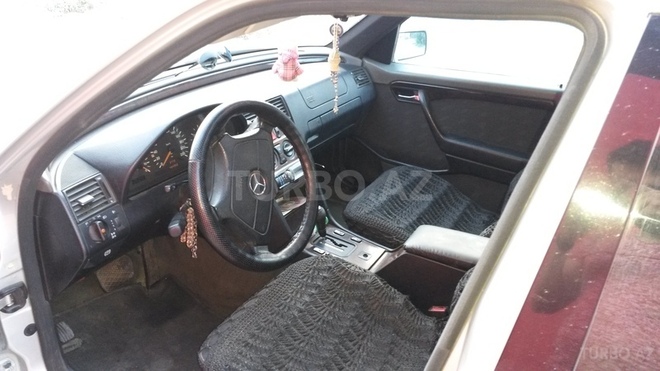 Mercedes C 220 1996, 450,000 km - 2.2 l - Bakı