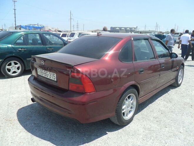 Opel Vectra 1999, 285,000 km - 1.6 l - Bakı