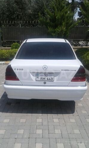 Mercedes C 230 1999, 198,000 km - 2.3 l - Bakı