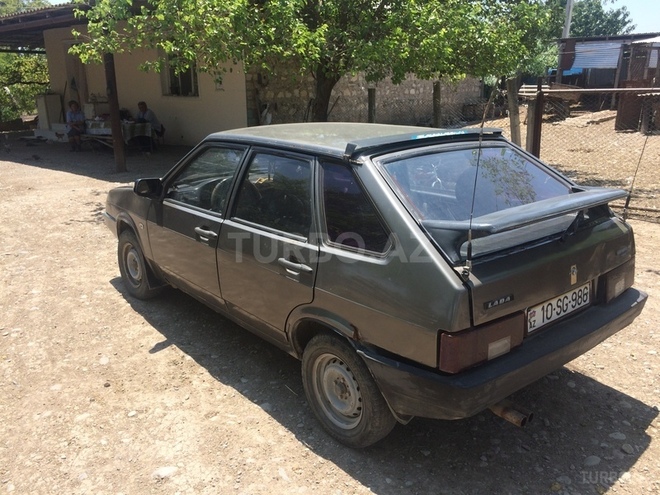 LADA (VAZ) 2109 1990, 250,000 km - 1.6 л - Füzuli