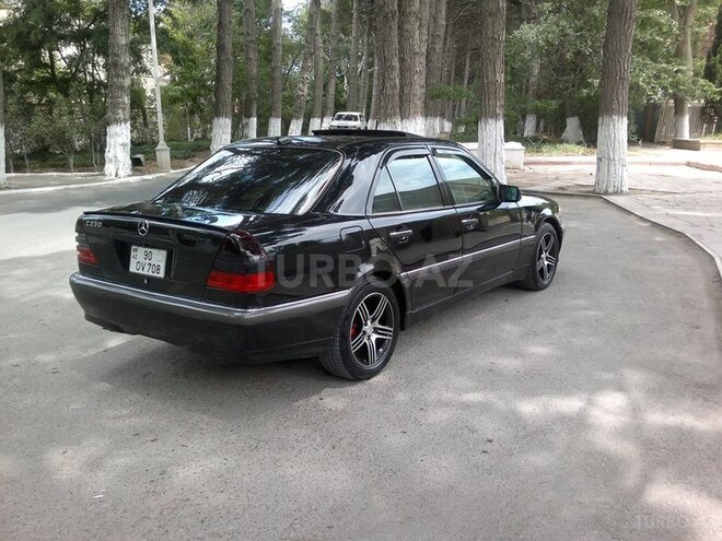 Mercedes C 230 1998, 266,000 km - 2.3 l - Sumqayıt