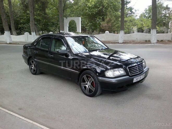 Mercedes C 230 1998, 266,000 km - 2.3 l - Sumqayıt