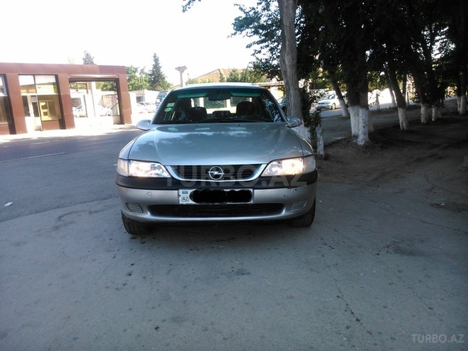 Opel Vectra 1998, 330,000 km - 1.8 l - Sumqayıt