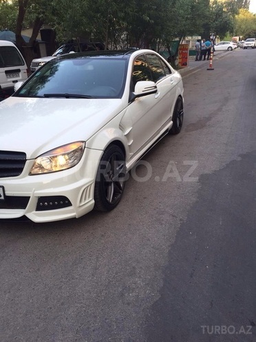 Mercedes C 300 2008, 146,000 km - 3.0 l - Bakı
