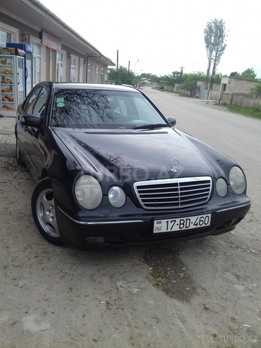 Mercedes E 240 2001, 238,563 km - 2.6 л - Şabran