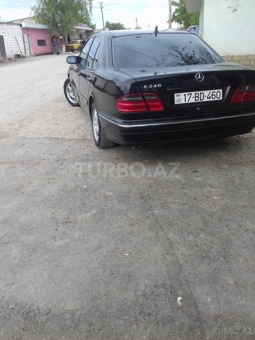 Mercedes E 240 2001, 238,563 km - 2.6 л - Şabran
