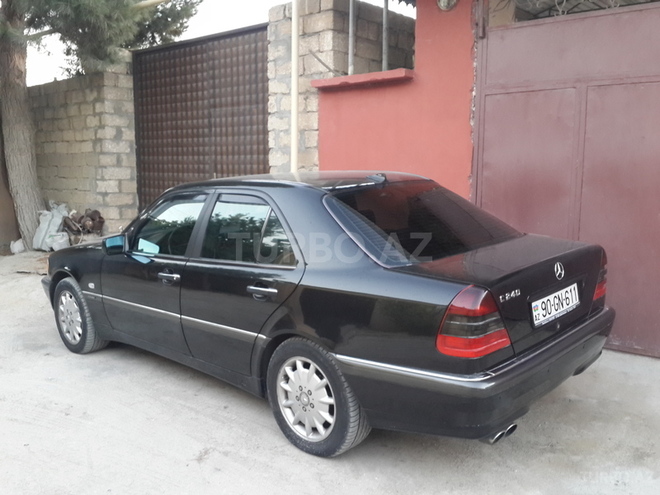 Mercedes C 240 1998, 278,000 km - 2.4 l - Bakı