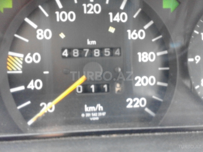 Mercedes 190 1991, 400,000 km - 1.8 l - Neftçala