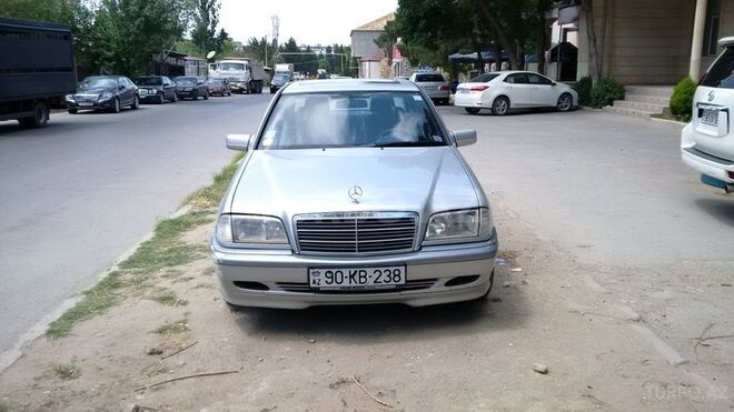Mercedes C 240 1997, 260,000 km - 2.4 л - Bakı