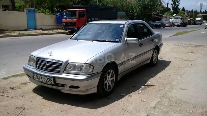 Mercedes C 240 1997, 260,000 km - 2.4 л - Bakı