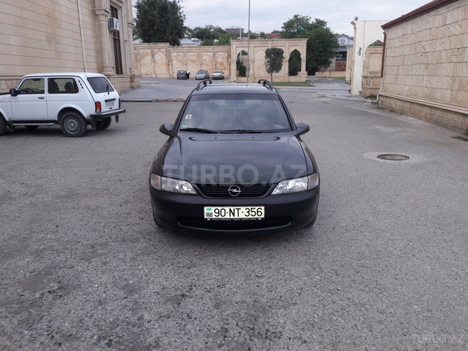 Opel Vectra 1998, 307,608 km - 1.6 l - Şamaxı