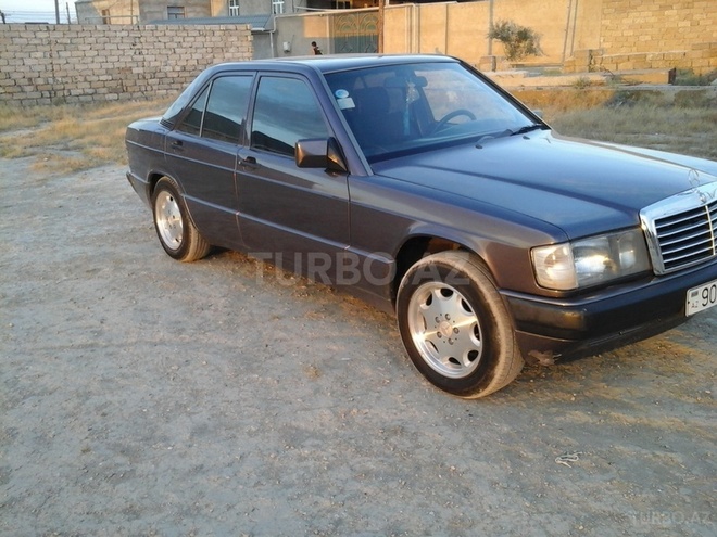 Mercedes 190 1992, 297,238 km - 2.0 л - Bakı