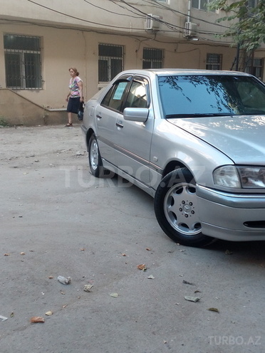 Mercedes C 200 1997, 280,000 km - 2.0 l - Bakı