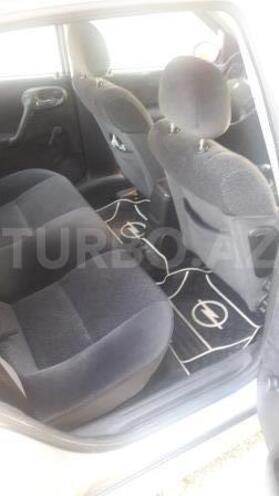 Opel Vectra 2000, 250,000 km - 1.6 l - Bakı