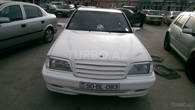 Mercedes C 200 1998, 242,000 km - 2.0 l - Bakı