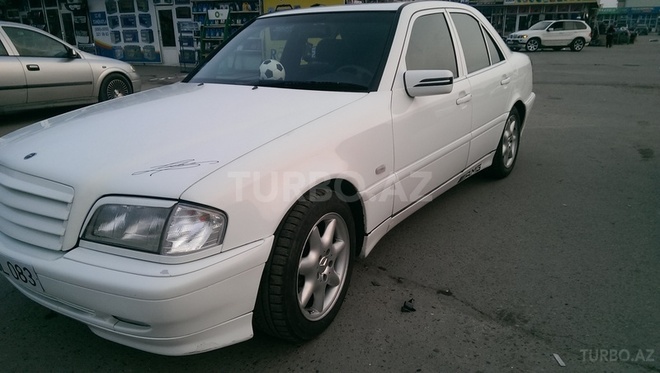 Mercedes C 200 1998, 242,000 km - 2.0 l - Bakı