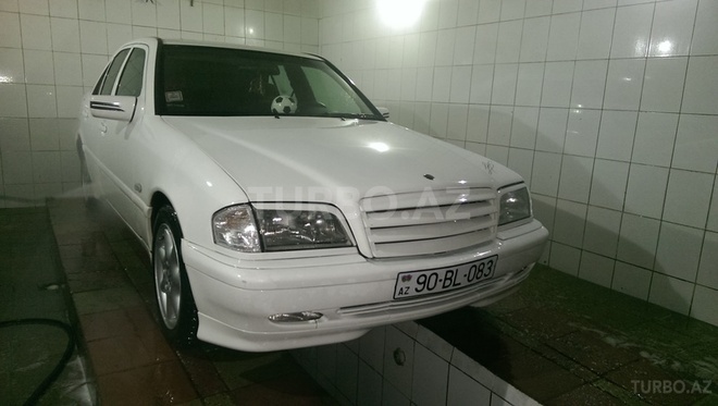 Mercedes C 200 1998, 242,000 km - 2.0 l - Bakı