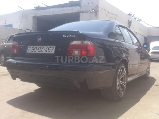 BMW 525 2000, 295,000 km - 2.5 л - Bakı
