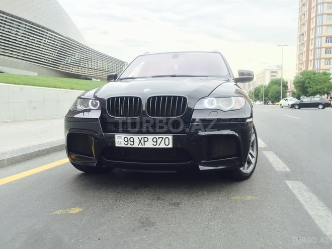 BMW X5 M 2011, 68,000 km - 4.4 л - Bakı