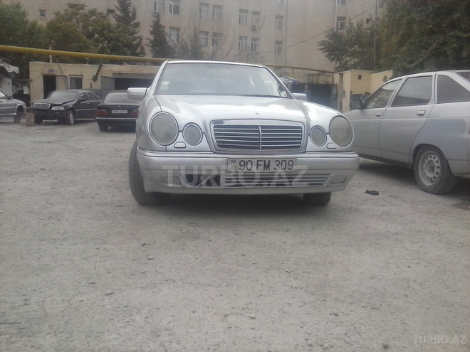 Mercedes E 230 1995, 360,000 km - 2.3 l - Bakı