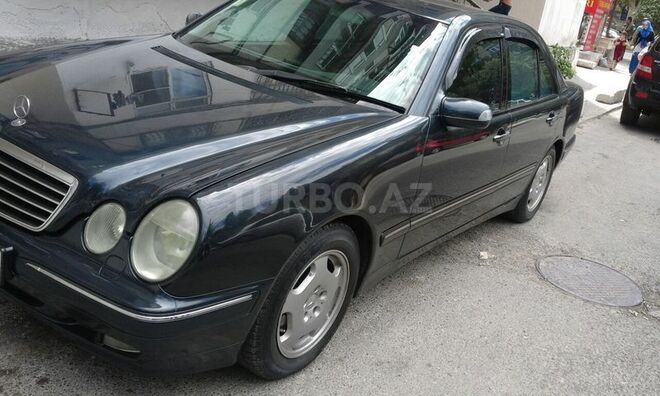 Mercedes E 320 1999, 298,494 km - 3.2 л - Bakı