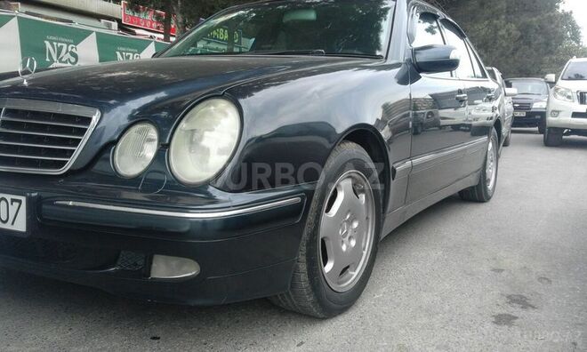 Mercedes E 320 1999, 298,494 km - 3.2 л - Bakı