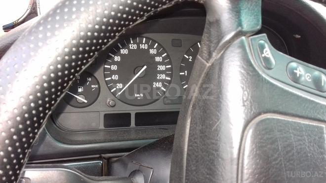 BMW 525 2000, 333,000 km - 2.5 л - Bakı