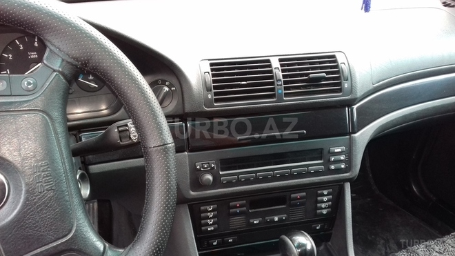 BMW 525 2000, 333,000 km - 2.5 л - Bakı