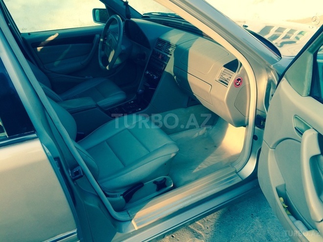 Mercedes C 240 1997, 331,114 km - 2.4 l - Masallı