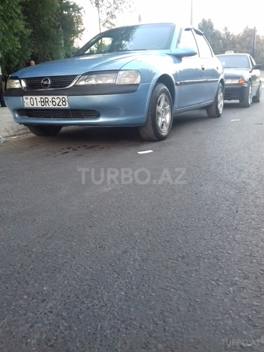 Opel Vectra 1999, 196,000 km - 1.8 l - Sumqayıt