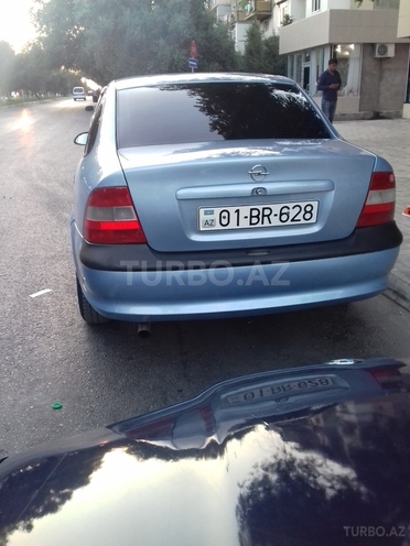 Opel Vectra 1999, 196,000 km - 1.8 l - Sumqayıt