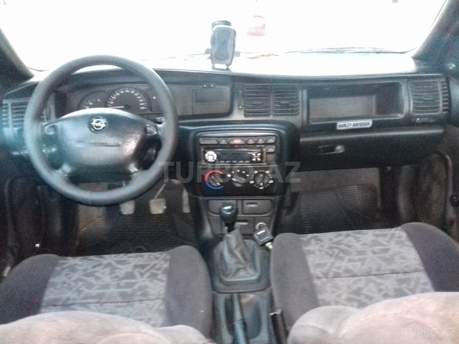 Opel Vectra 1999, 196,000 km - 1.8 l - Sumqayıt