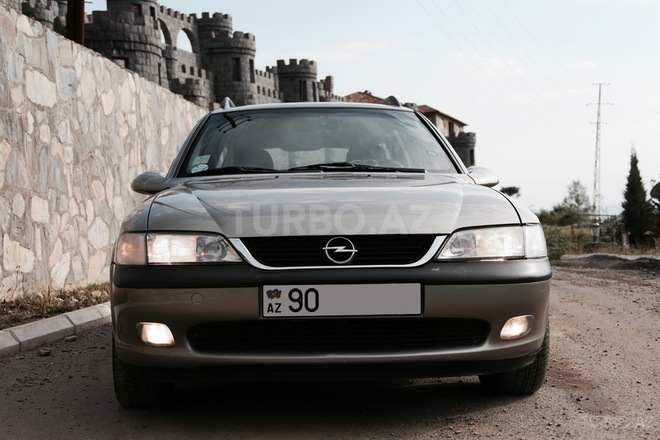 Opel Vectra 1997, 190,000 km - 1.8 l - Şəki