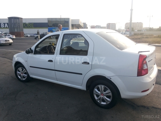 Renault Logan 2010, 168,000 km - 1.6 l - Bakı
