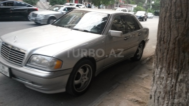 Mercedes C 240 2000, 14,000 km - 2.4 l - Bakı