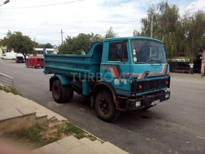 MAZ 54323 1991, 195,000 km - 11.0 l - Qusar