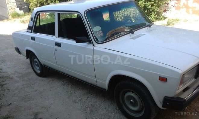 LADA (VAZ) 2107 2003, 32,000 km - 1.6 л - Bakı