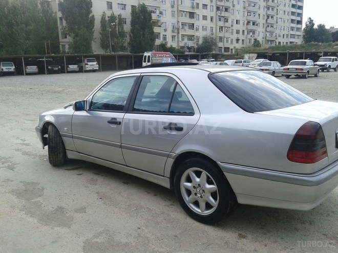 Mercedes C 180 1997, 235,000 km - 1.8 л - Bakı